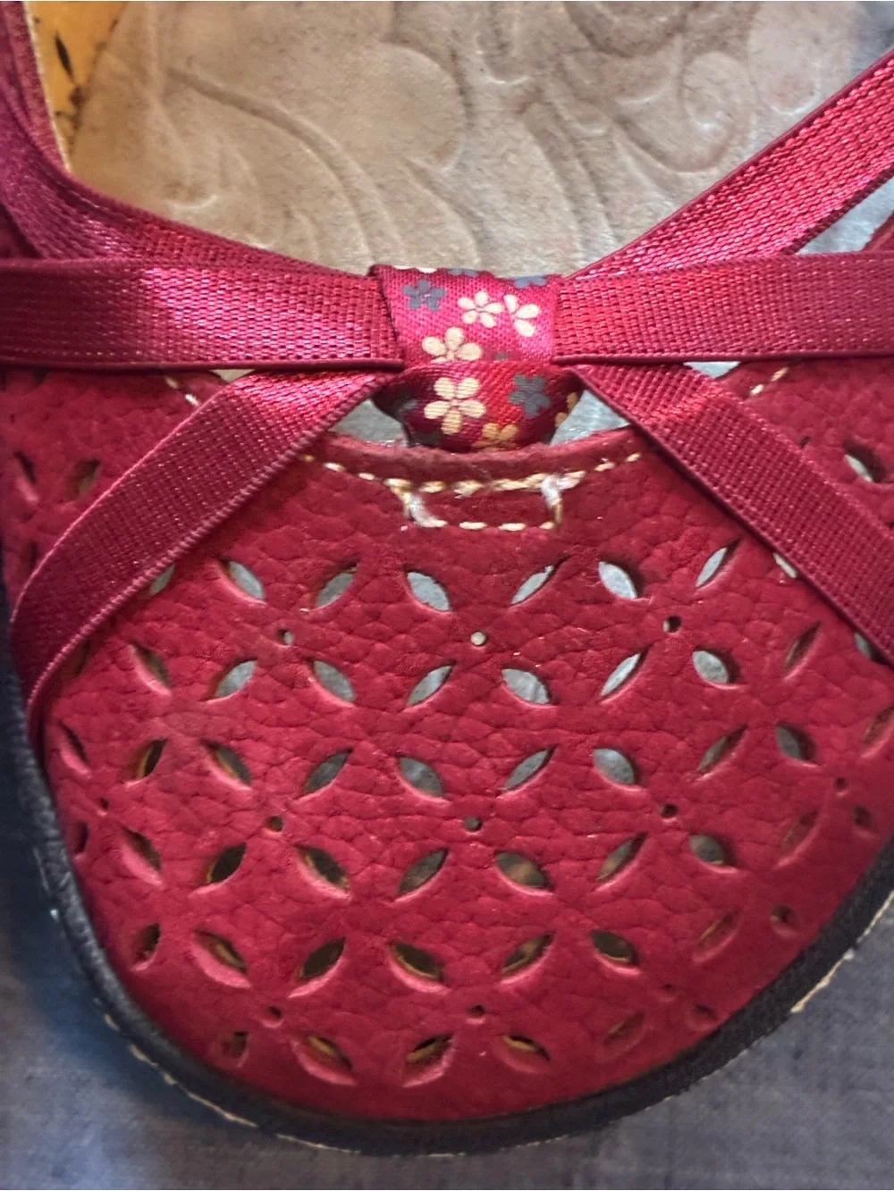 Jambu Red Mary Jane Flat with Cutout Upper size 7.5